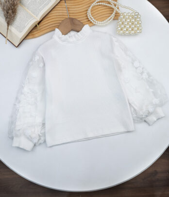 Chemises blanches à manches bouffantes en coton