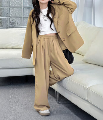 Tailleur fille beige 2 pièces chic