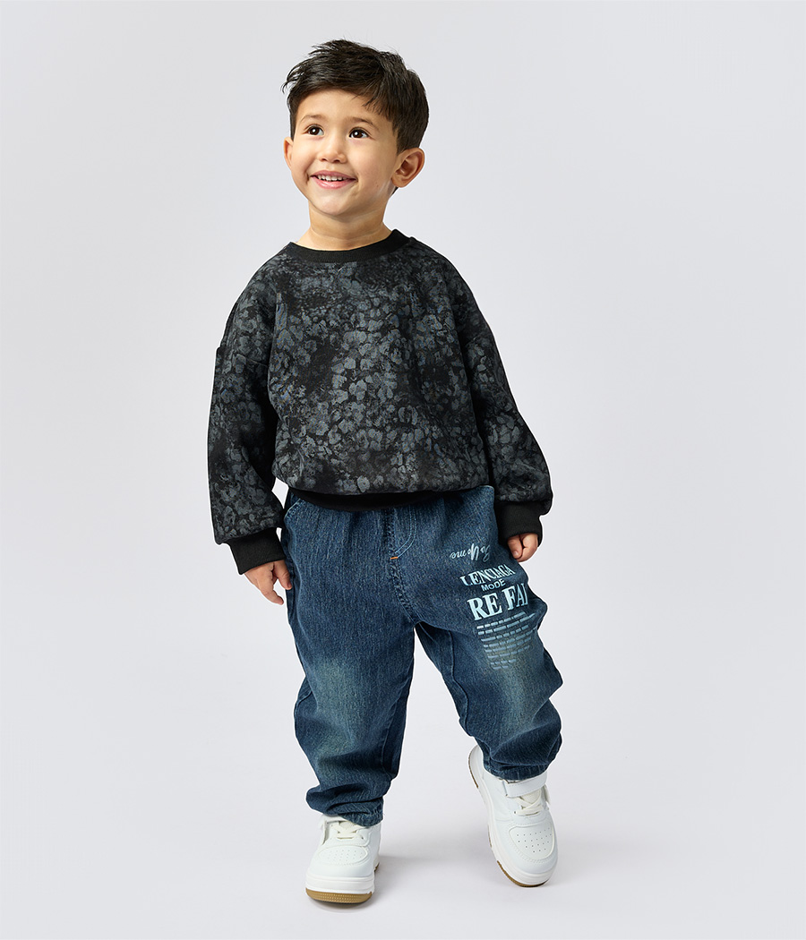 87148 Ensemble garcon sweat noir jean imprime T MAZYOUD0002 Ensemble garçon sweat noir & jean imprimé – Image 1