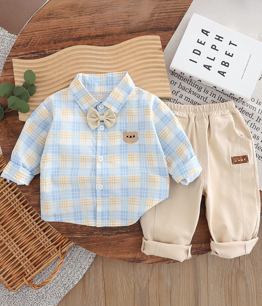 87497 Ensemble garçon chemise à carreaux bleue & pantalon beige – Image 1