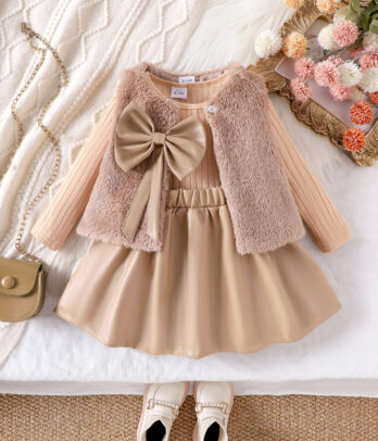 Ensemble de jupe et veste en fausse fourrure