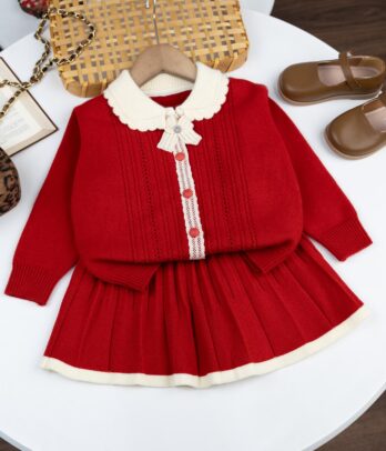 Ensemble de cardigan et jupe en laine