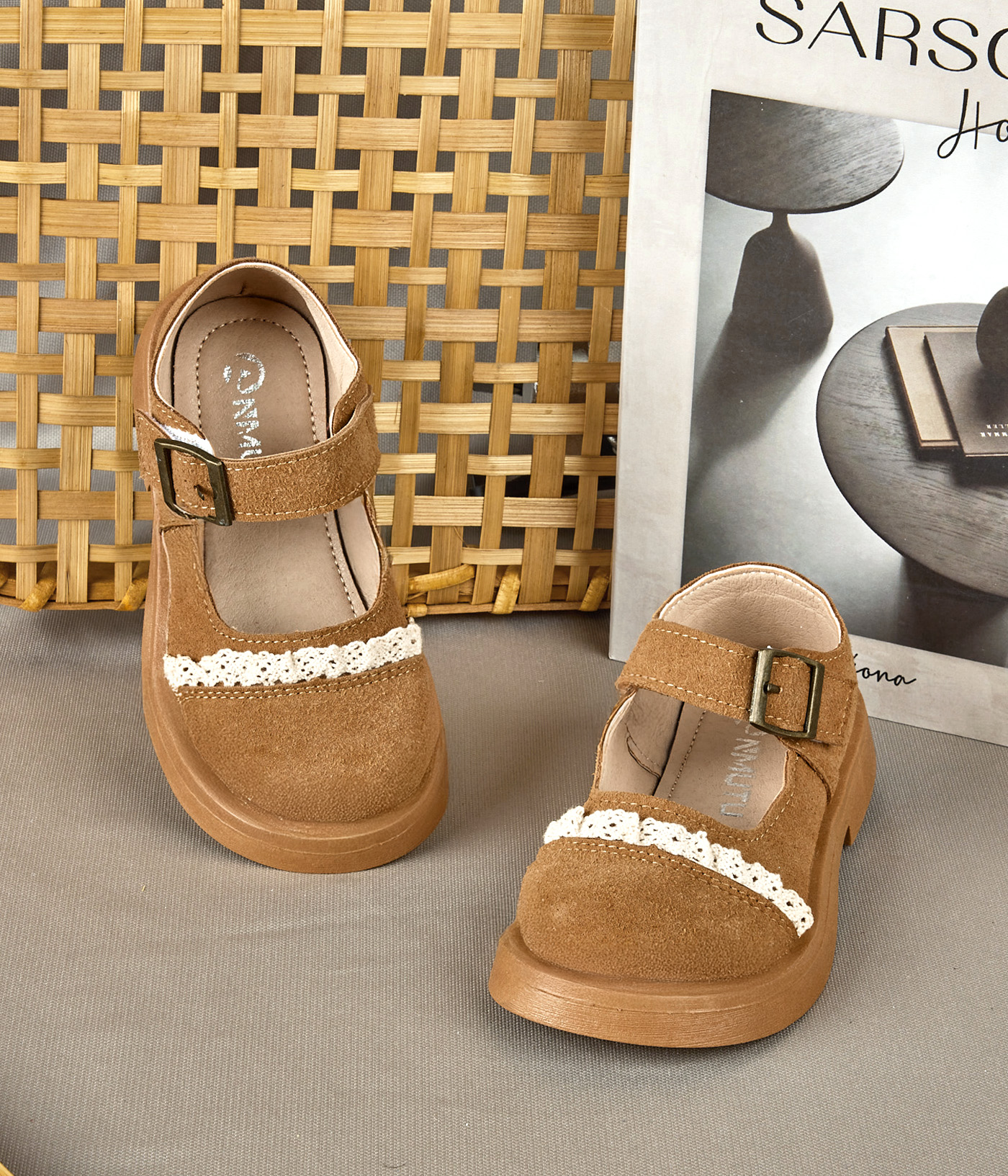 31667 Ballerines fille camel à détail dentelle – Image 1
