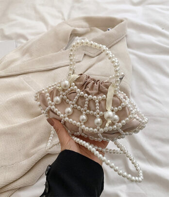 Mini sac perlé avec bourse satinée