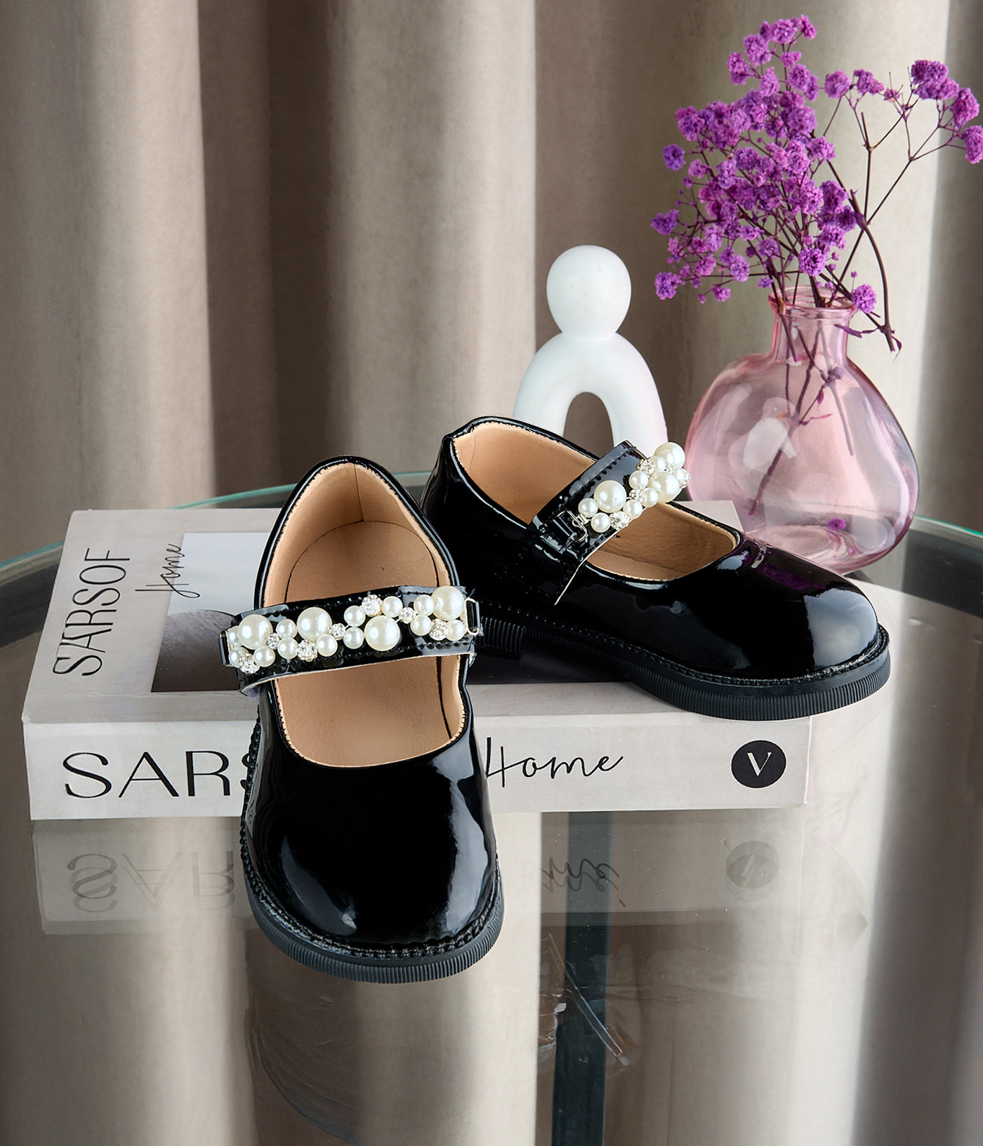 64627 Ballerines bébé fille noires vernies à perles – Image 1