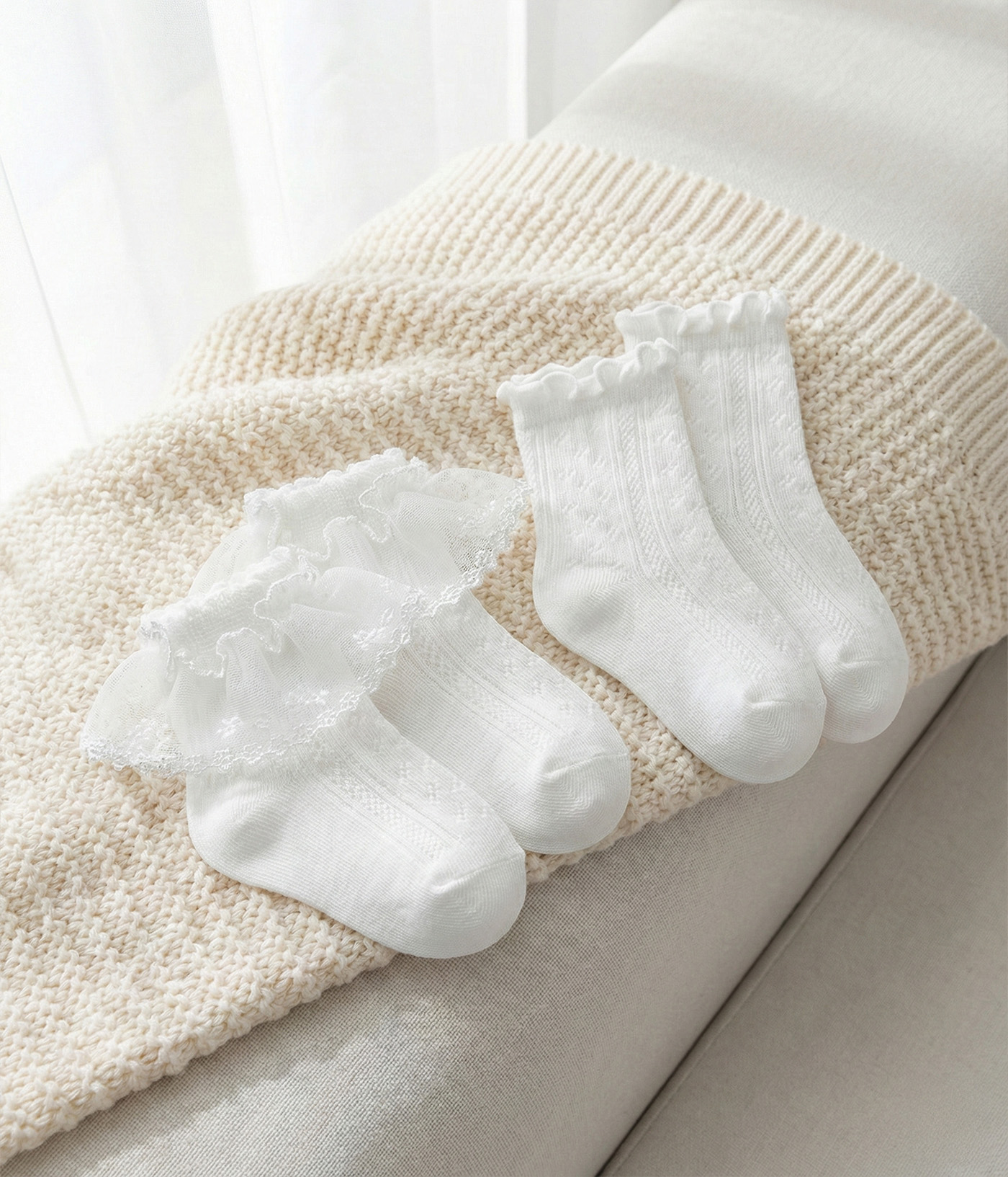 Remplissage génératif 4 Lot de 2 paires – Chaussettes bébé dentelle Volant papillon – Image 1