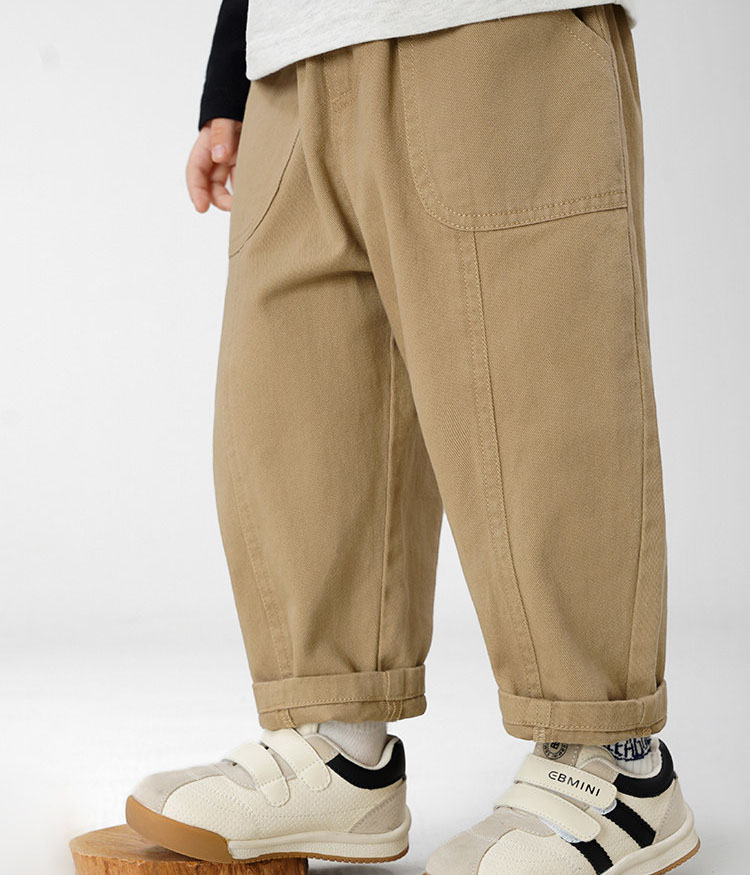 77242_0004_Layer 0 Pantalon Garçon – Style Cargo Beige Sable – Image 1