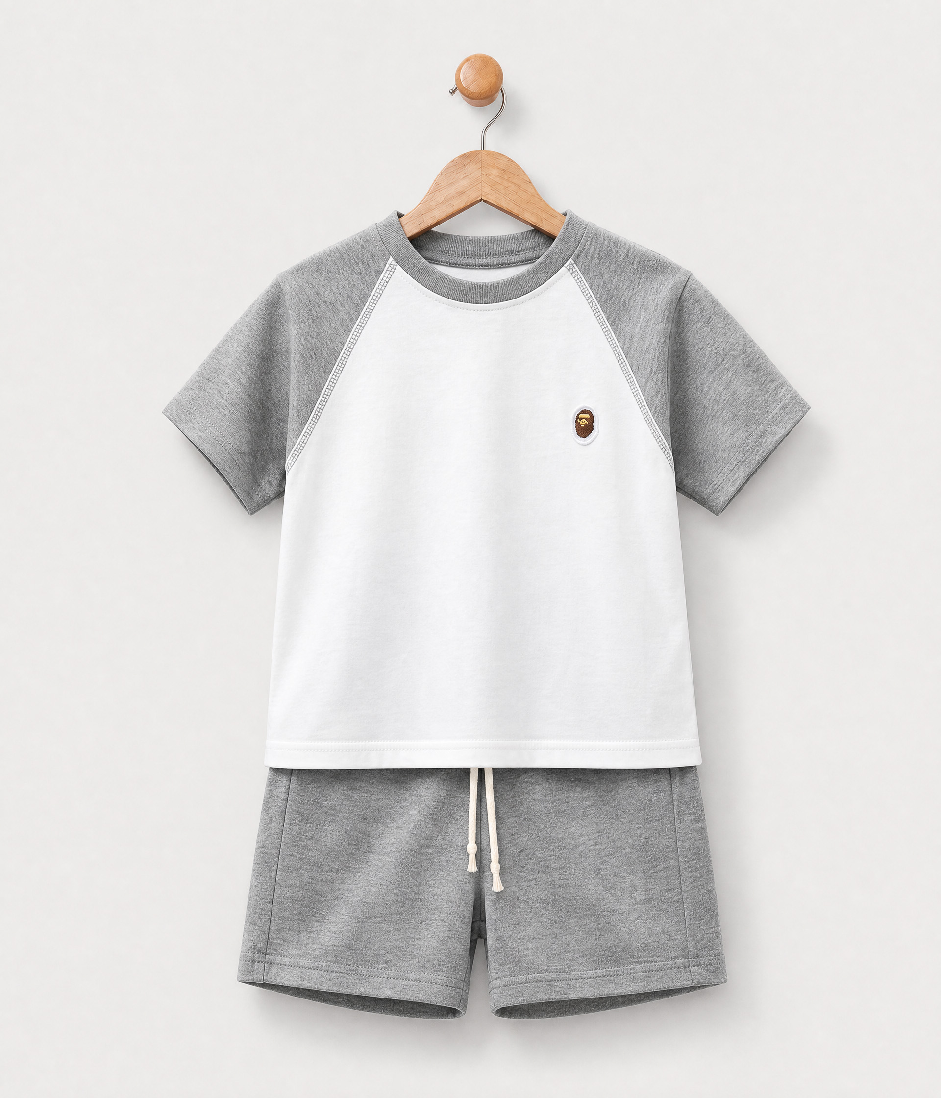 956787u 2 pièces garçon t-shirt gris & short assorti – Image 1