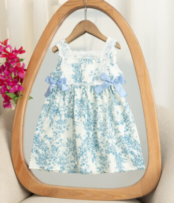 Robe fillette bleu fleuri