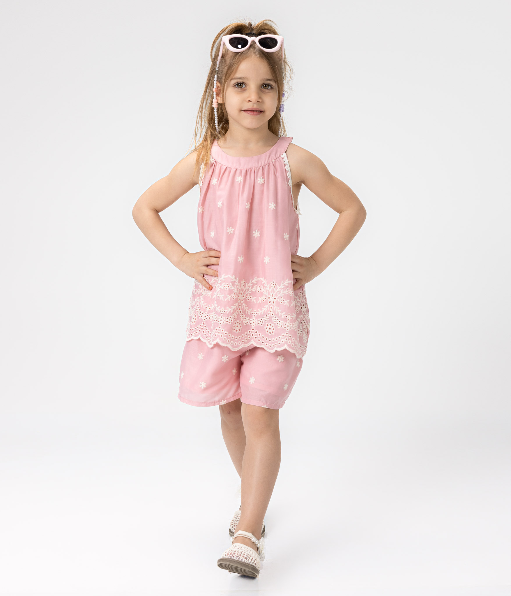128777 (1)-Edit Ensemble fille rose a dos nu travaillé – Image 1