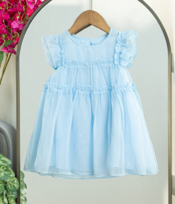 Robe fillette bleu ciel vaporeuse