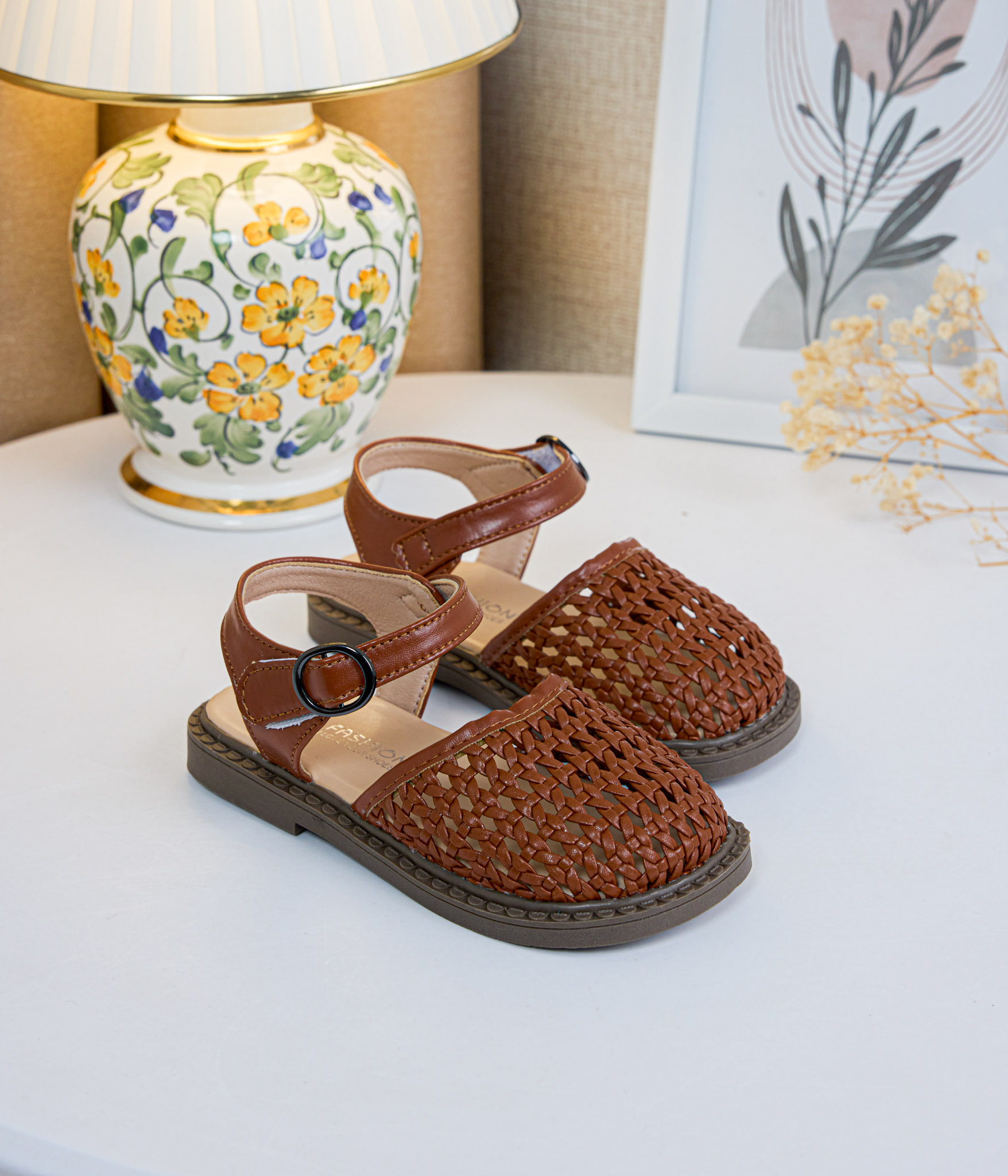 524792 5 Sandales fille style tressé – Image 1