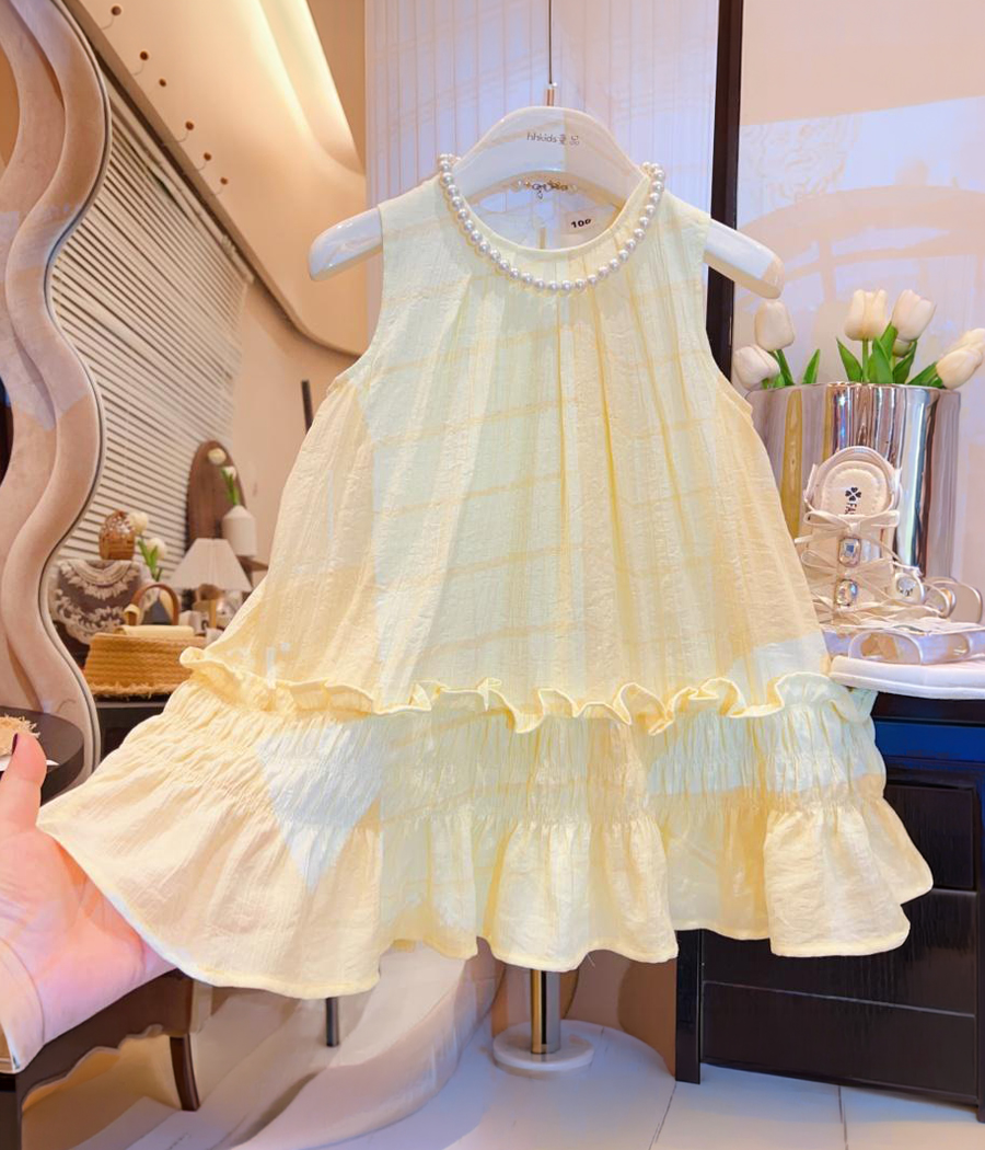 Generative Fill 30 Robe fille évasée jaune pastel – Image 1