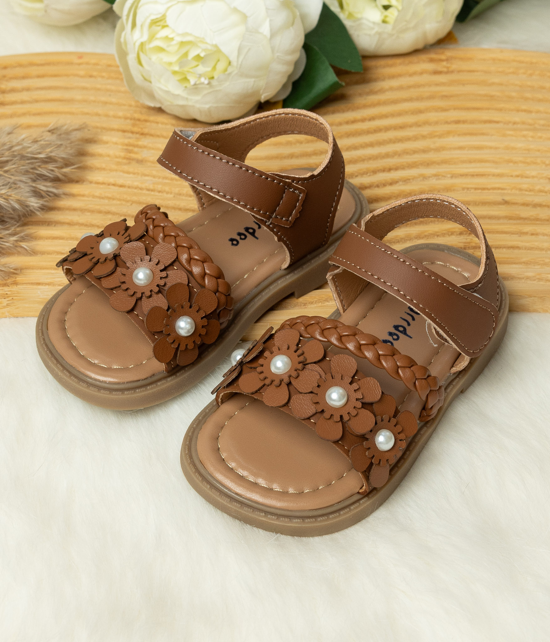 chaussure9612 Sandales fille marron fleurs décoratives – Image 1