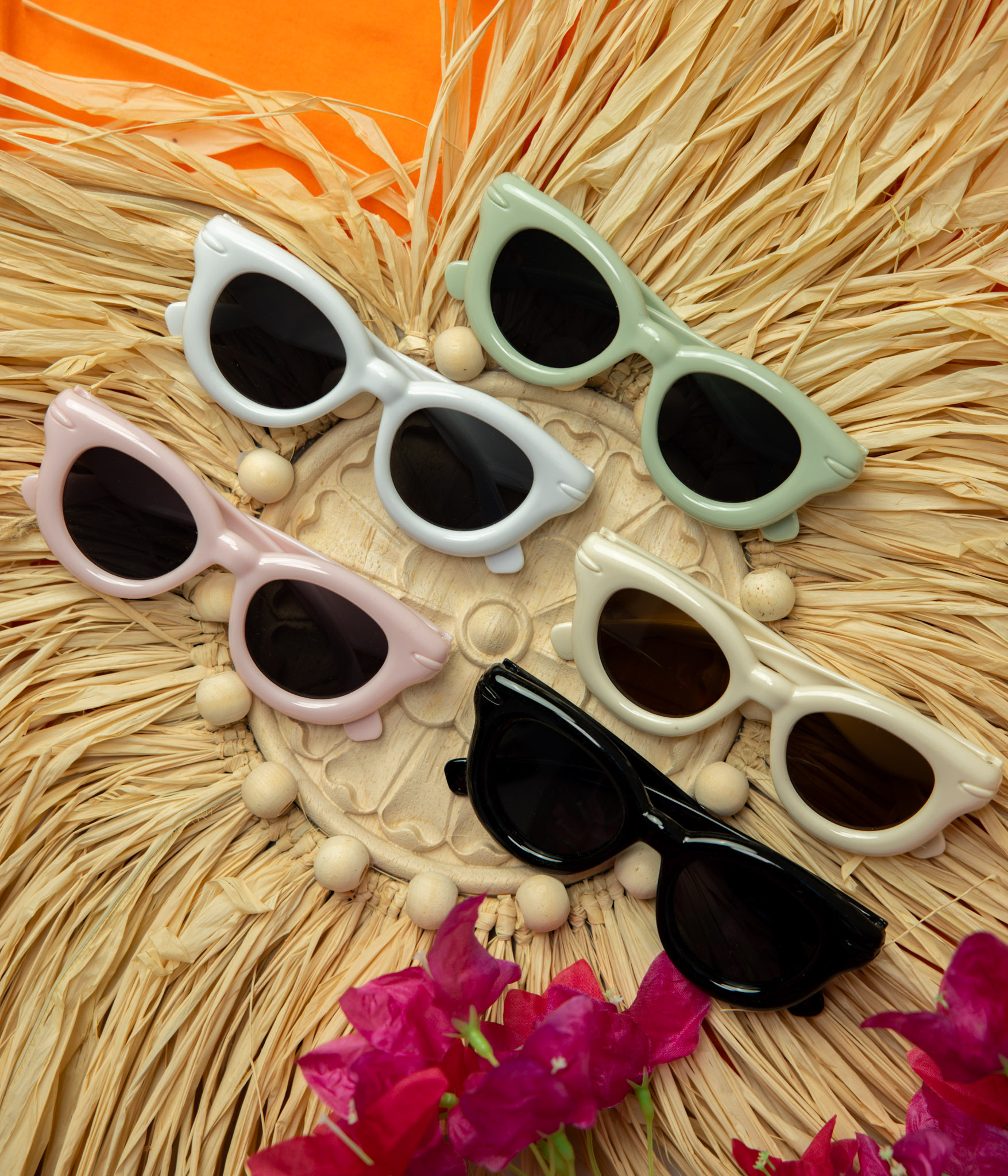 157696-5 Lunettes de soleil enfant avec cordon perlé – Image 1