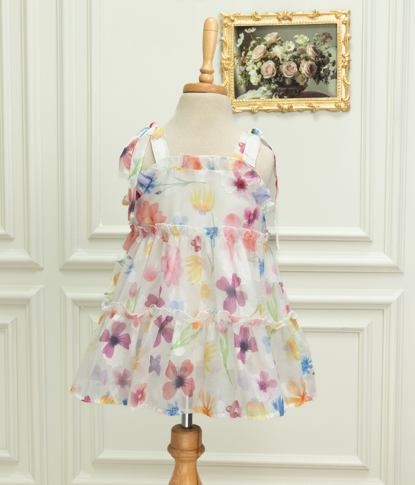 942499-3 Robe blanche bébé fille fleurie pastel – Image 1