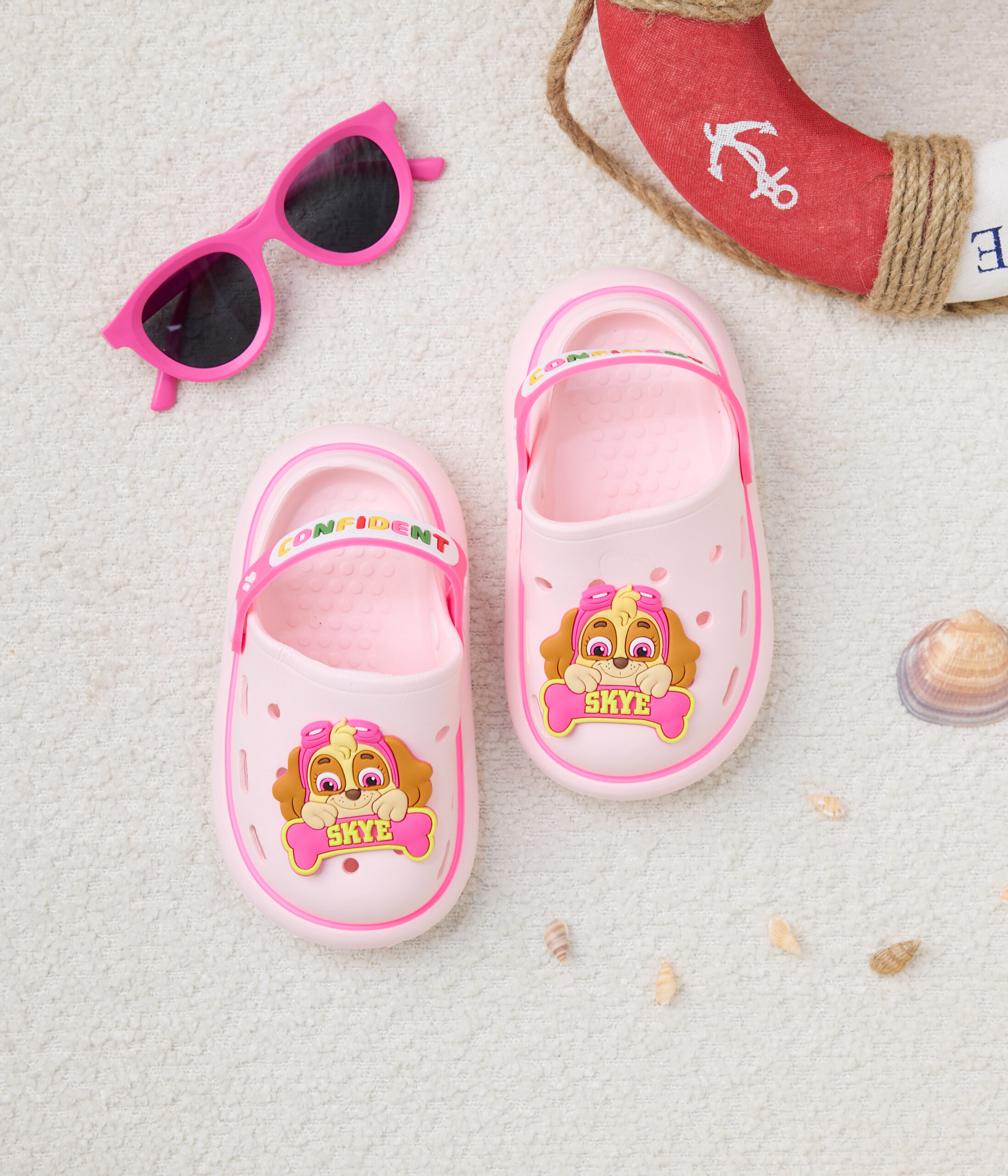 922574 Crocs fille roses motif Skye – Image 1