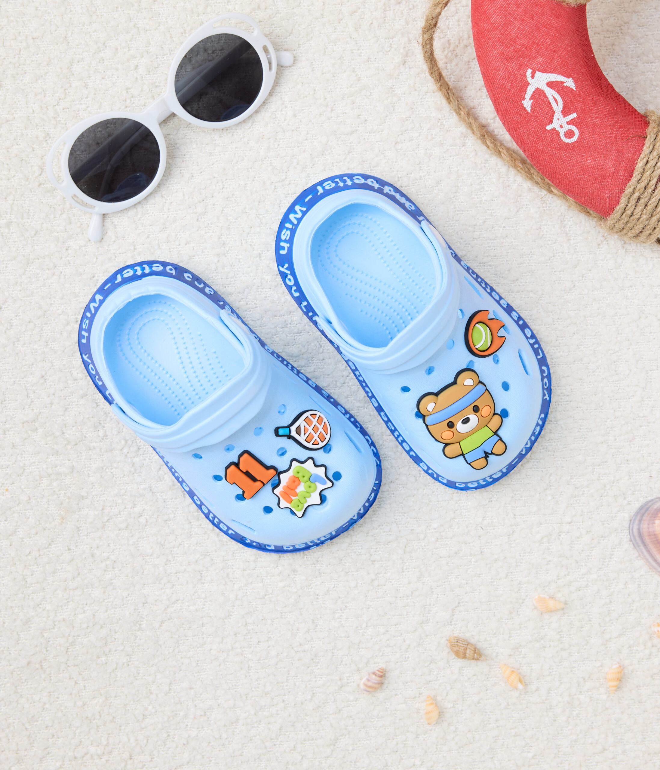 732828 88 Crocs enfant bleu ciel & bleu marine – Sport Bear – Image 1