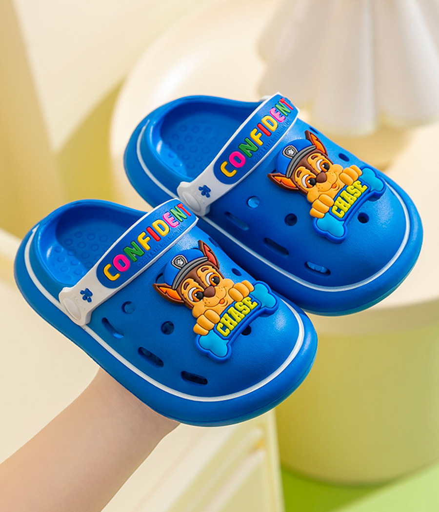 889665 Crocs garçon bleues motif chien héros – Image 1